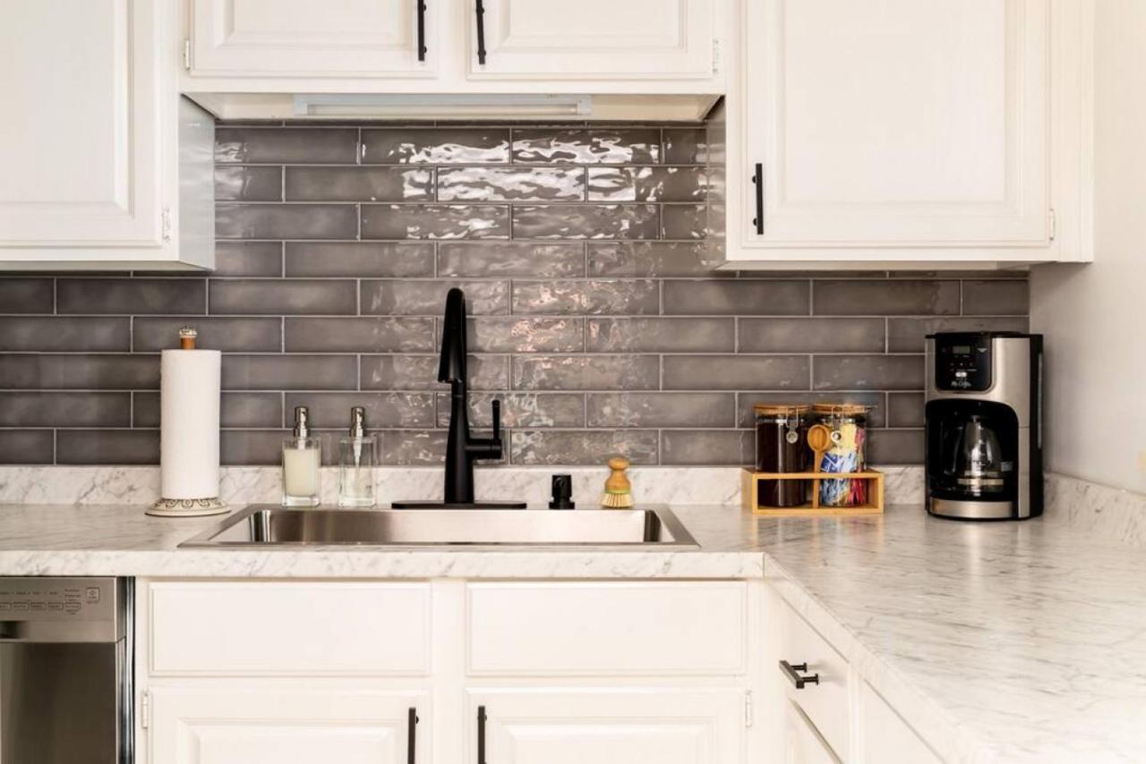 Stylish Downtown Nashville 3 Beds, 1 Bedroom With Private Patio, Parking Exterior photo