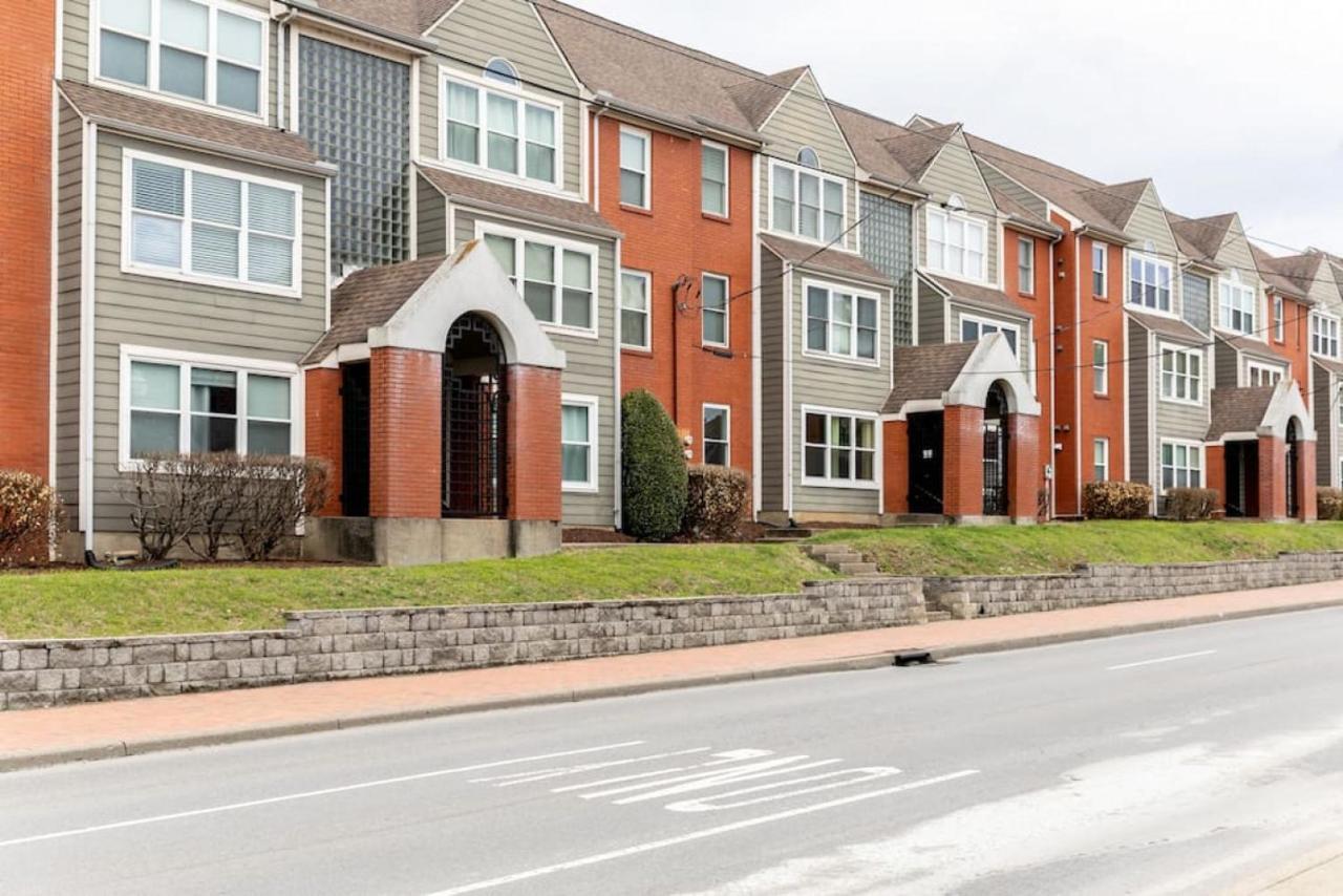 Stylish Downtown Nashville 3 Beds, 1 Bedroom With Private Patio, Parking Exterior photo