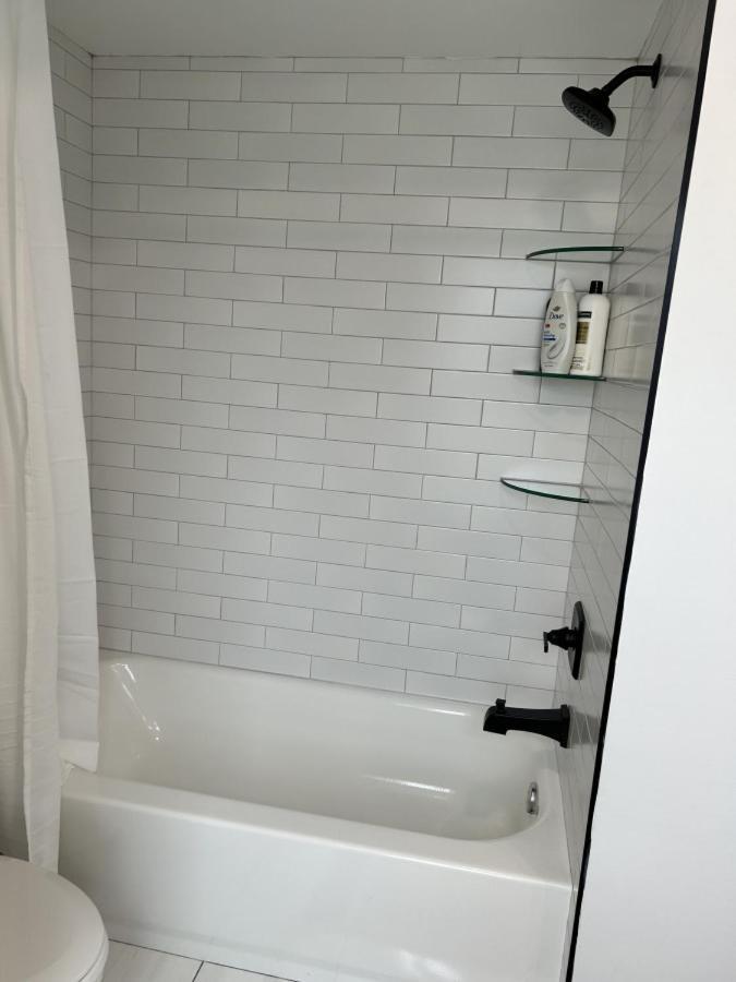 Stylish Downtown Nashville 3 Beds, 1 Bedroom With Private Patio, Parking Exterior photo